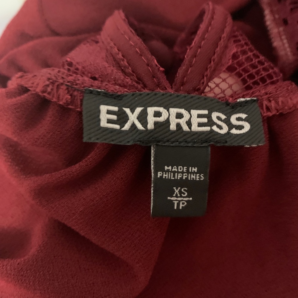 EXPRESS Maroon Red Lace Keyhole Back Top - Picture 5 of 6